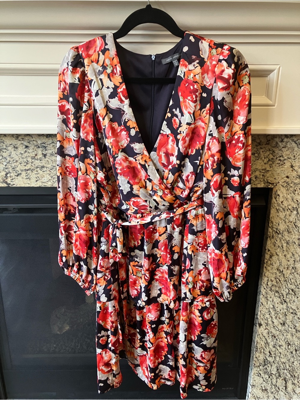 Floral Julia Jordan Tiered Dress with Coral, Red, and White Blooms